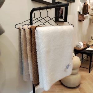 Wool Crib Blanket / Baby Blanket – Thumbled Woolskins
