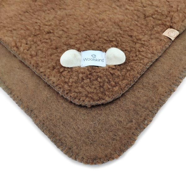 Couverture de berceau en laine / couverture pour bébé – Thumbled Woolskins camel